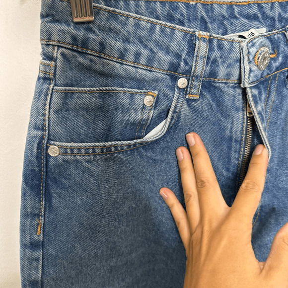 Ragged Jeans Indigo Blue Butt Ripped Jeans Indigo Blue straight leg size 26 NWT - Picture 3 of 9